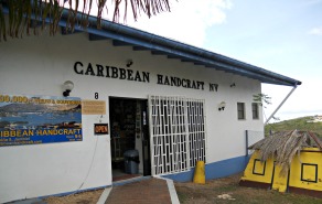 Caribbean handcraft  store (stop)